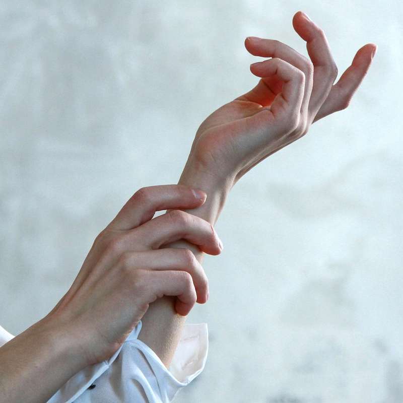 Menopause and Skin Changes: Hives, Rashes, and More