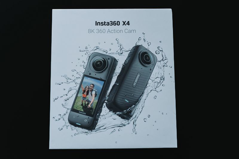 Insta360 x 4