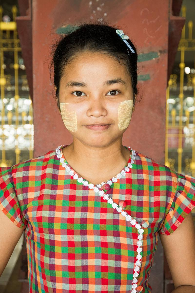 International Crossroads: Generosity at Chauk Htat Gyi (Photos of the Myanmar People, Part I)