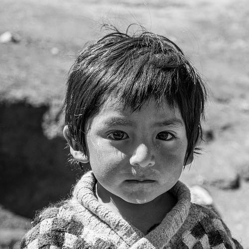 Portrait d'un jeune enfant du Pérou
