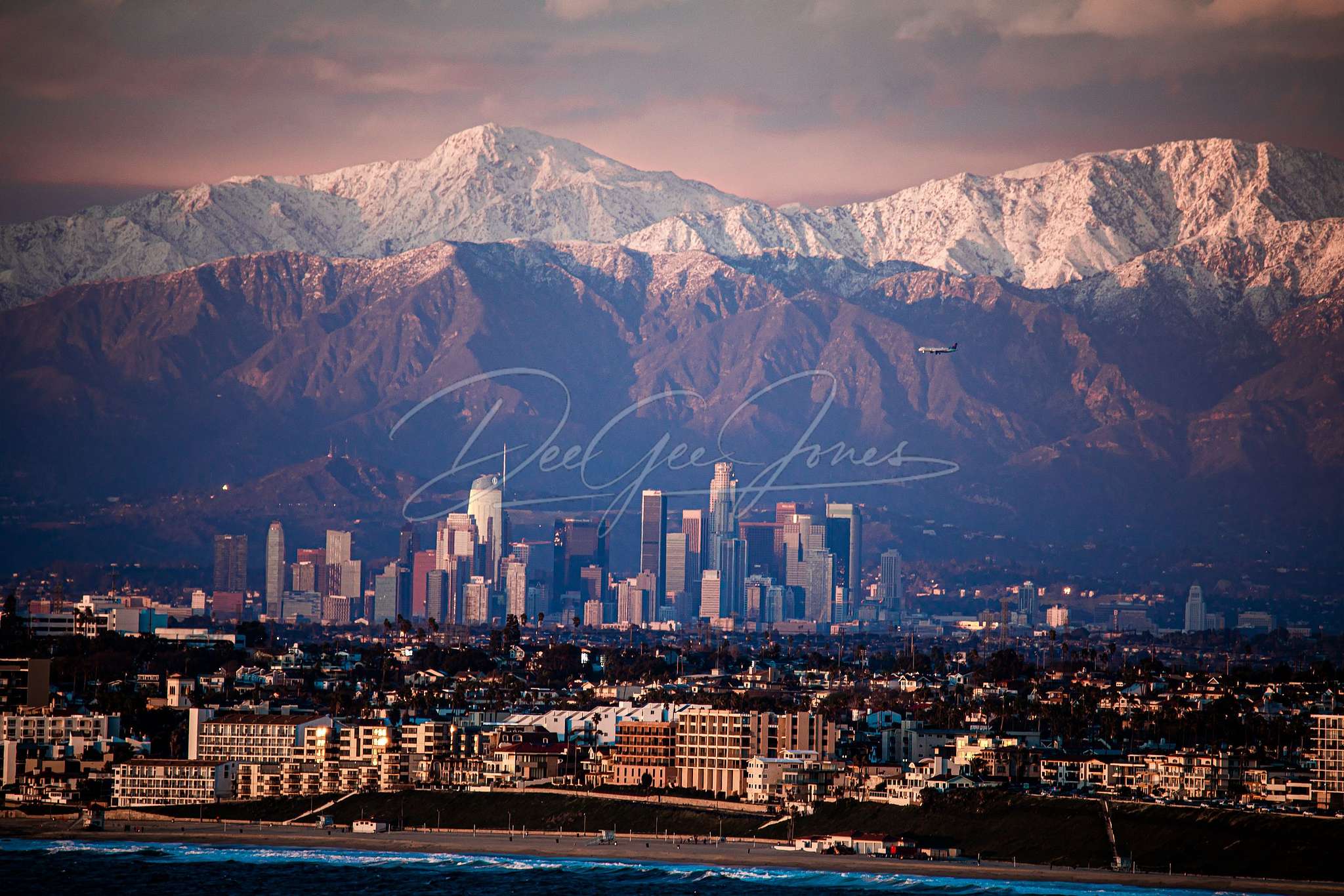 Downtown Los Angeles , Snow on Mountains
