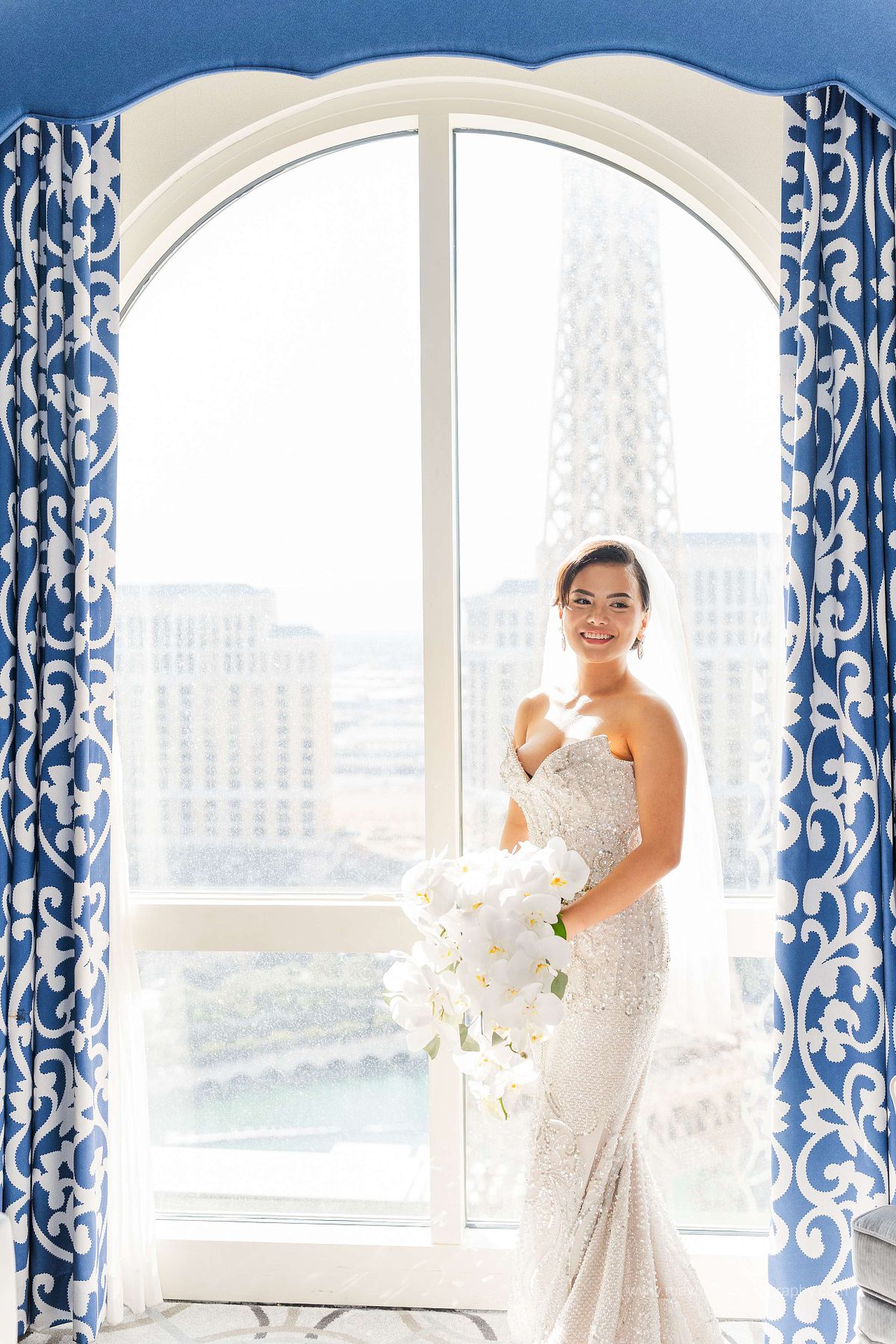 Wedding/Elopement at La Chapelle Royale at Paris Hotel, Las Vegas Nevada