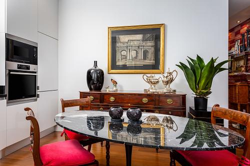 Fotografia de na Casa Andaluz,detalhe Mesa de refeições,  interiores de luxo concebidos por FEMMA Interior Design.