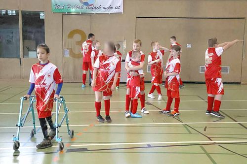 Inklusiver Kinderfu&szlig;ball bedeutet f&uuml;r uns: alle geh&ouml;ren dazu