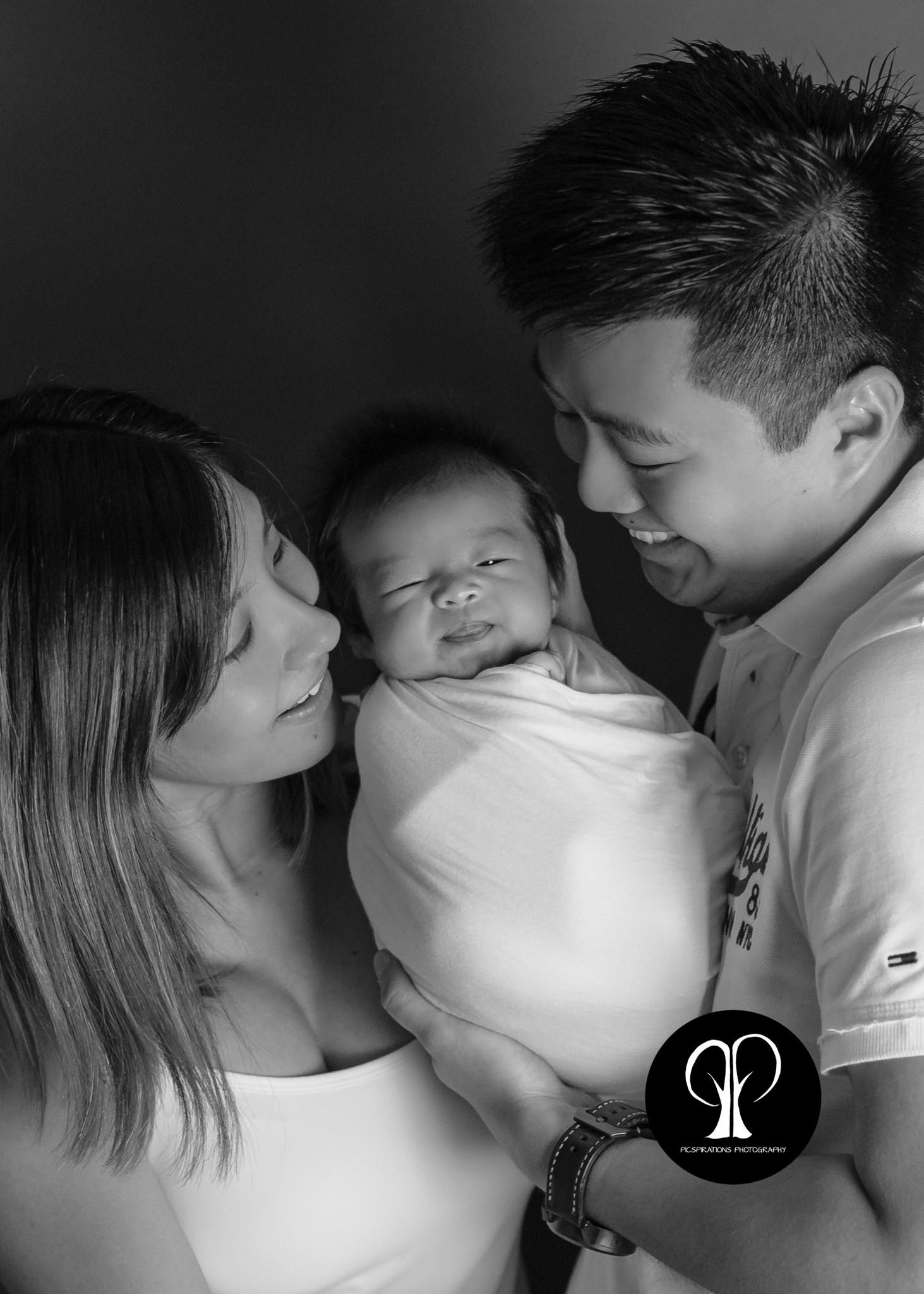 Newborn Photography - Picspirations Photography (59)