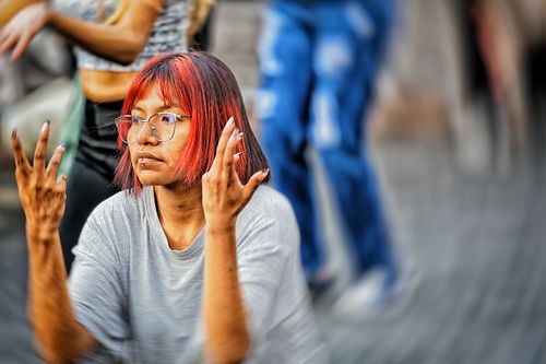 Portrait d'une jeune danseuse de Bolivie