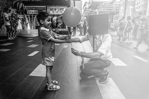 Inspired by a friend's offline creative journey and his work standard which discipline, patience, and honesty still matter.