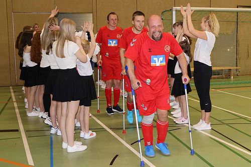 Amputiertenfu&szlig;ball &ndash; Fu&szlig;ball mit Prothese