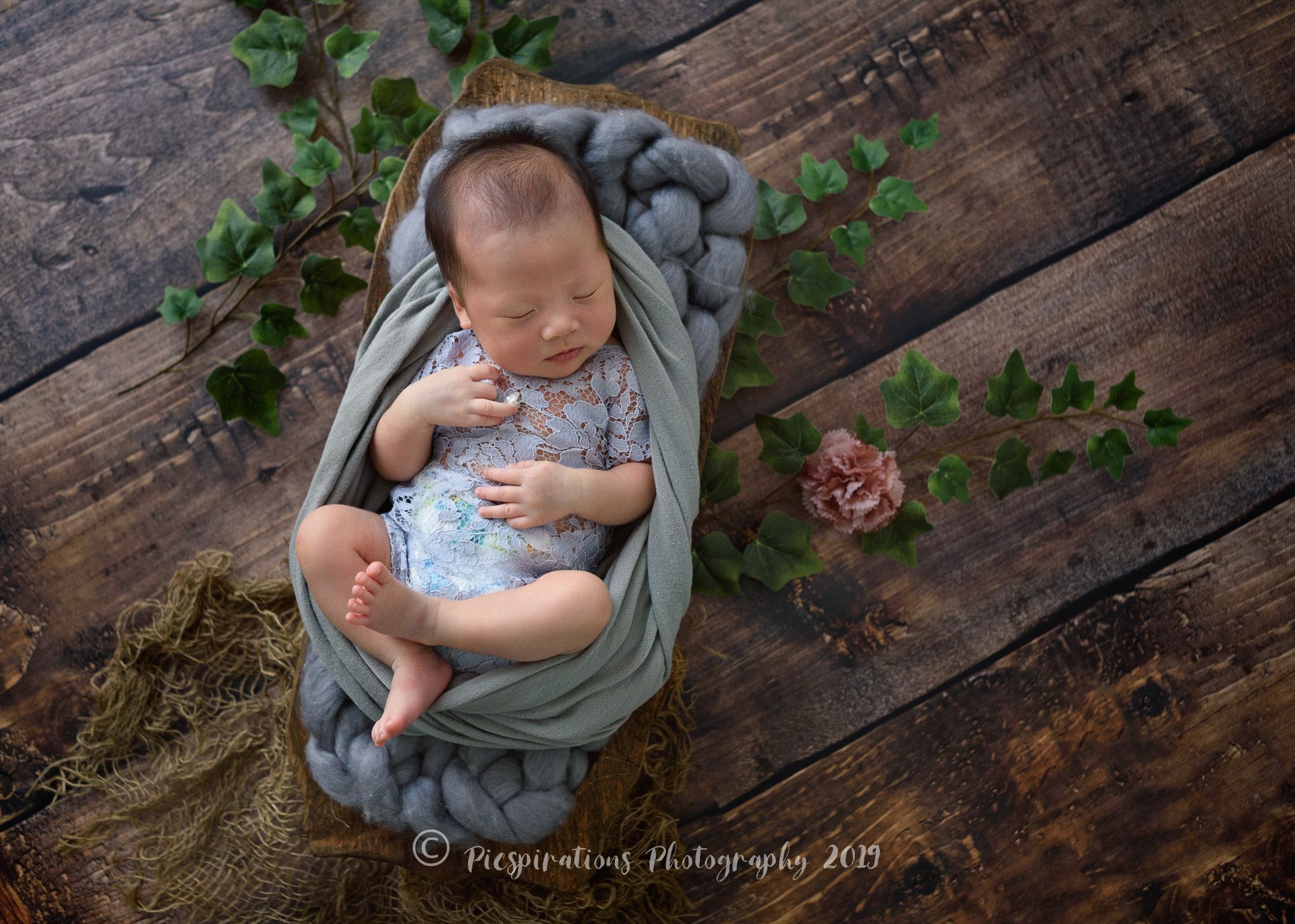 Newborn Photography - Picspirations Photography (28)