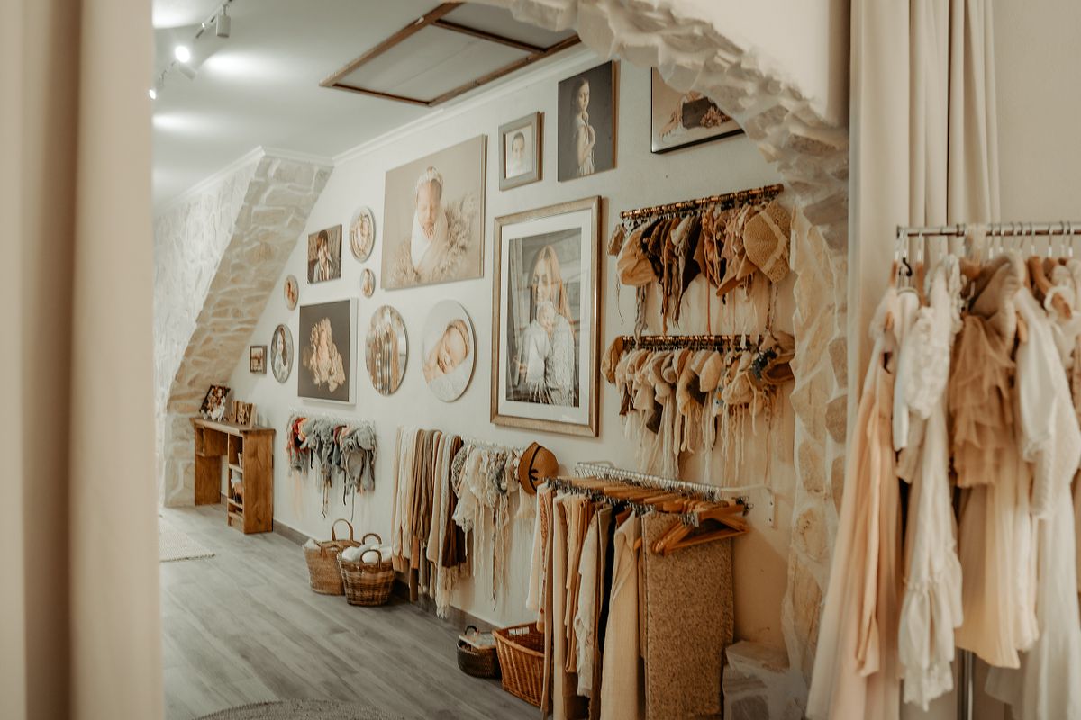 Printing & Framing in Orba