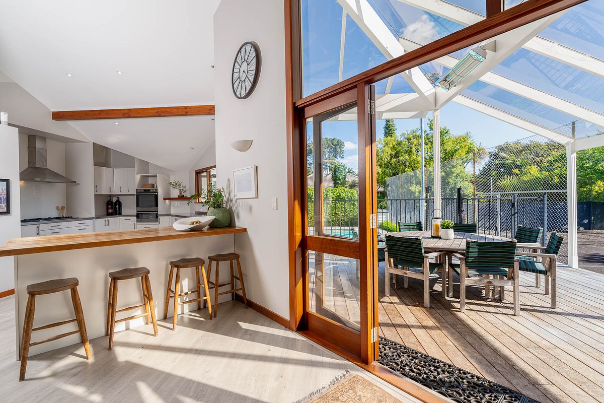 Luxury interior photography of a modern central Hamilton apartment by Flax Cove Studio.