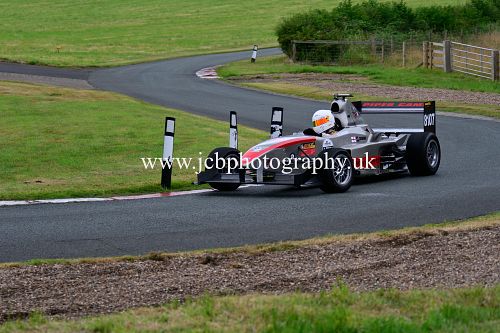 Van Diemen RF02FX Andrew Colbourne