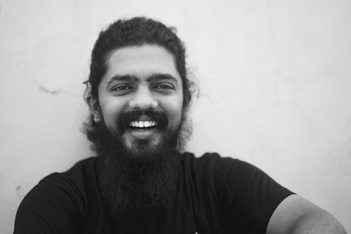 I am Khayal Dave. I am a photographer based in Mumbai. I would love to capture your unique moments.