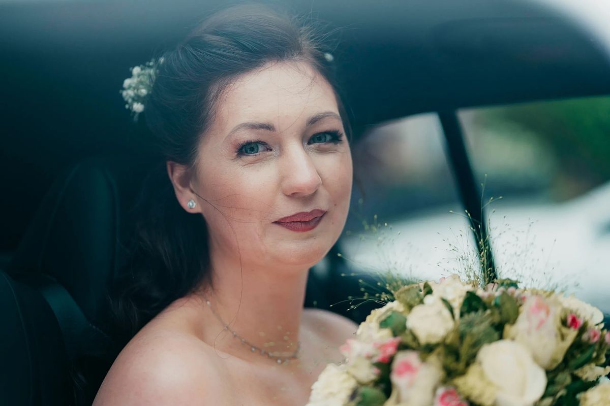 Photo 1: Modern Style