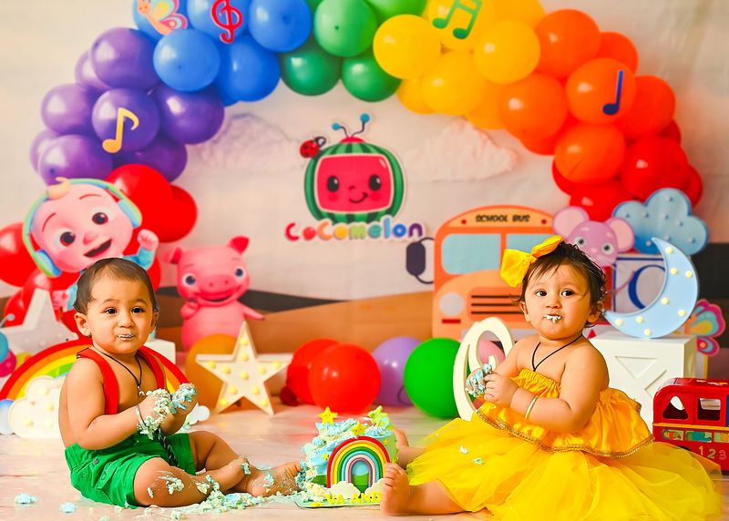 Jas & Eva Twin Cake Smash