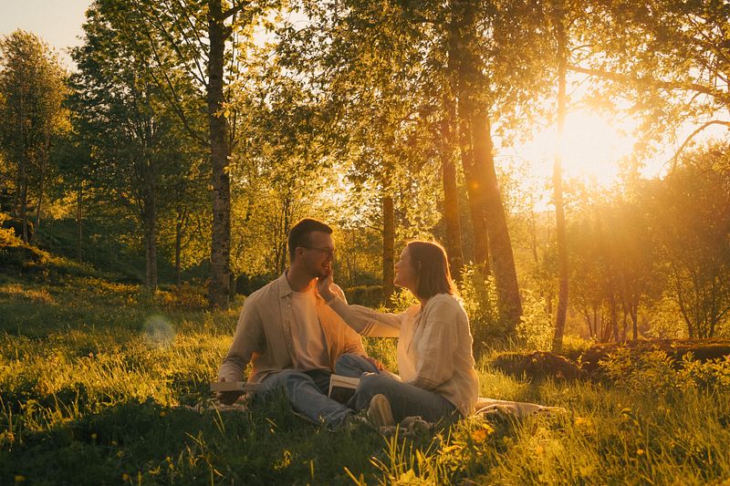 Maya & August