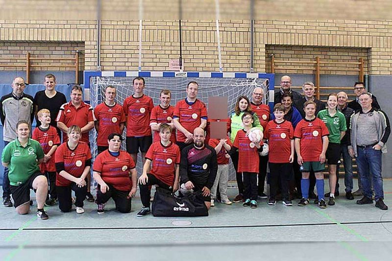 Spendenübergabe Rotary Club an Ibbenbürener Kickers