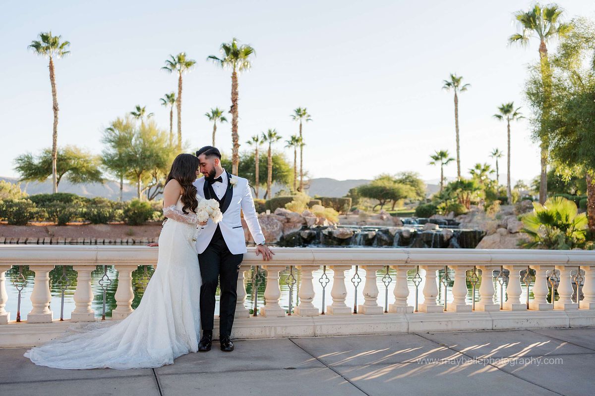 Husband and wife portraits at Siena Golf Club in Las Vegas, timeless wedding photography