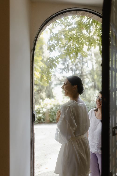 Preparativi sposa matrimonio Badia San Vittore Cingoli fotografie spontanee eleganti