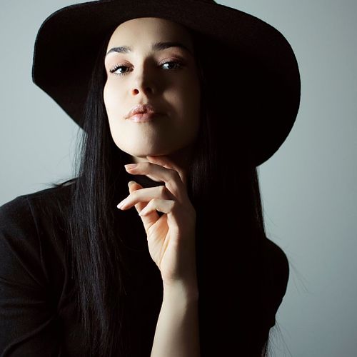 Sveiki! A&scaron; esu Simona, fotografė i&scaron; Žemaitijos.