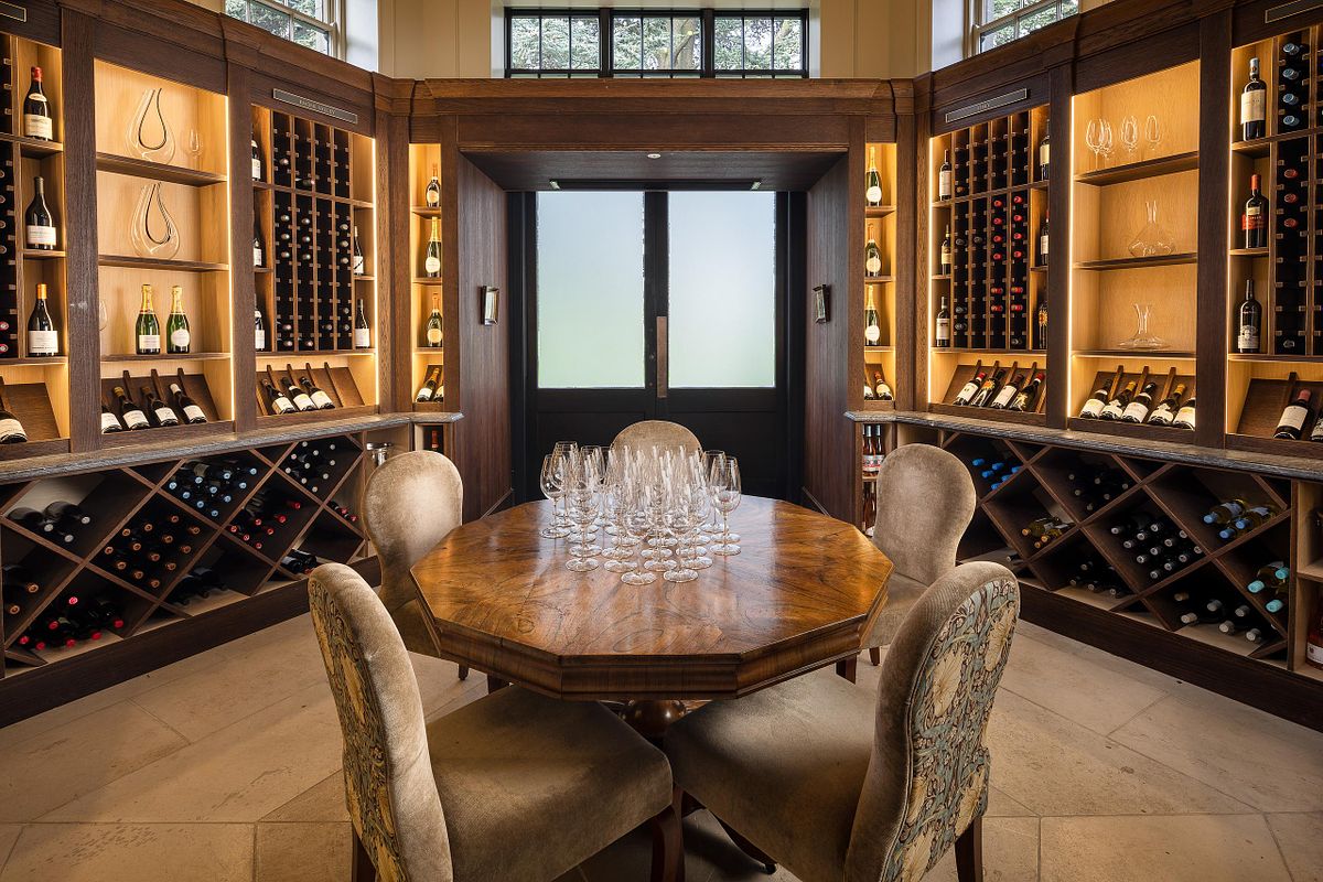 Carton House - The Duke's Rest - Symmetrical