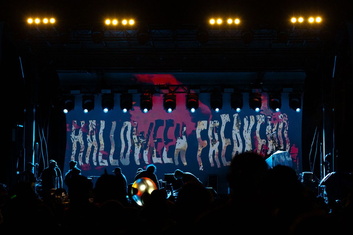 Review & Gallery: Halloween Freakend Day One