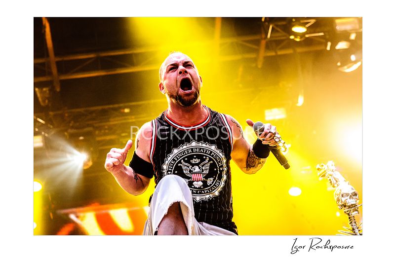 FIVE FINGER DEATH PUNCH