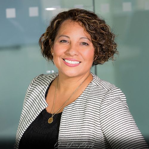 Professional Commercial Portrait Services