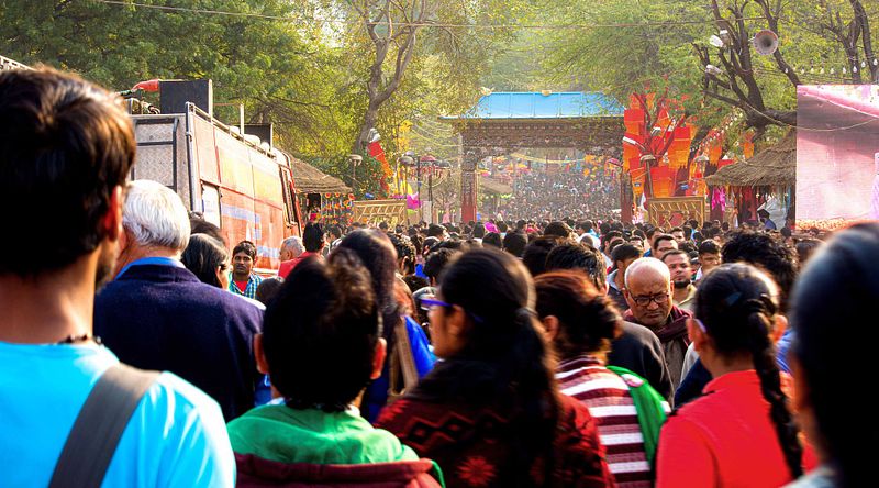 How to shoot in the crowd / public?