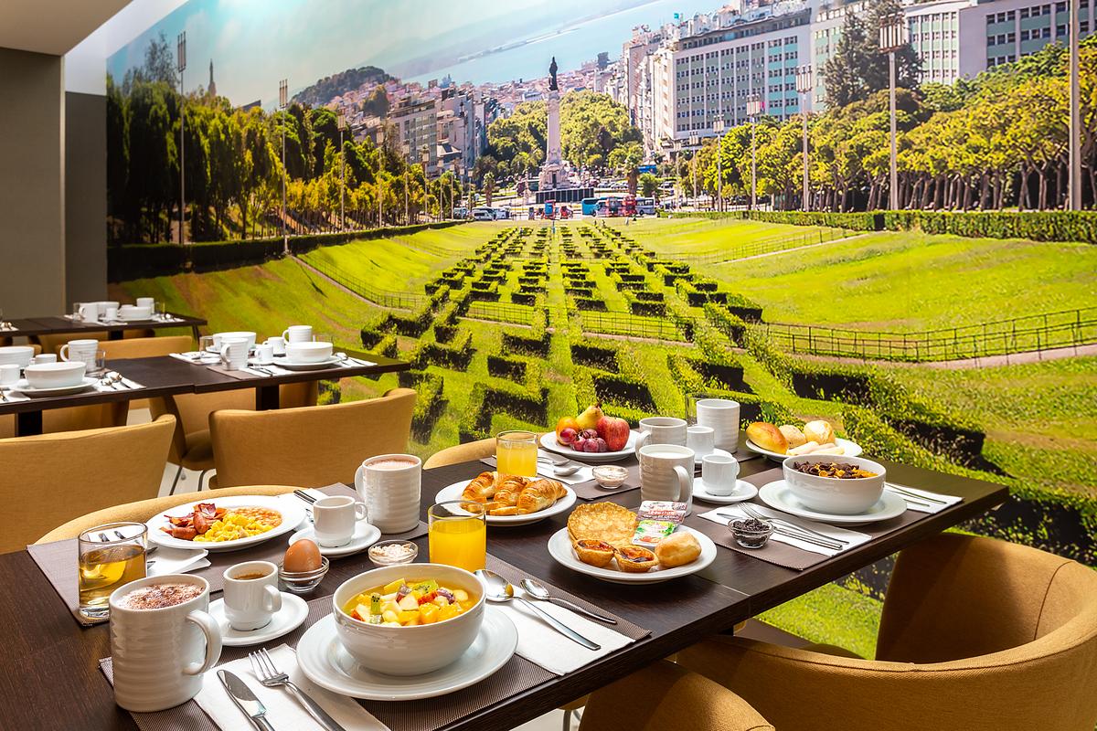 Sala de pequeno-almo&ccedil;o do Empire Marqu&ecirc;s Hotel