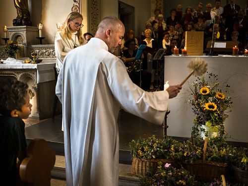Liturgie mit Kirchenchor Fischbacher
