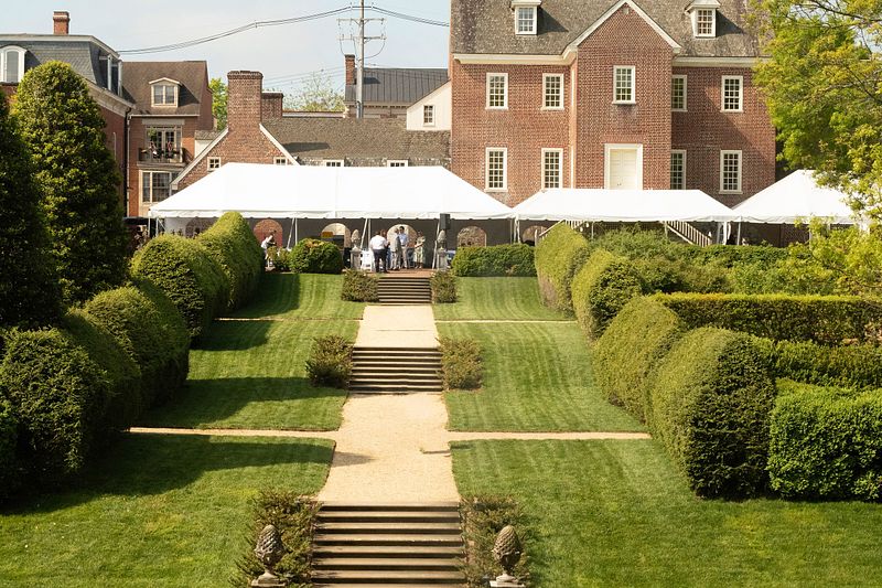 Annapolis Dream: Capturing Love at the Historic Paca House