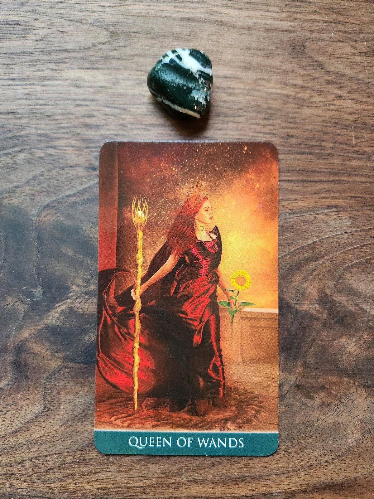 Green Sardonyx and the Queen of Wands