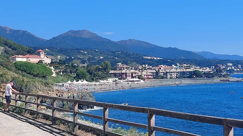 Lungomare Europa: Cogoleto - Varazze – Eine ruhigere Alternative zur Cinque Terre