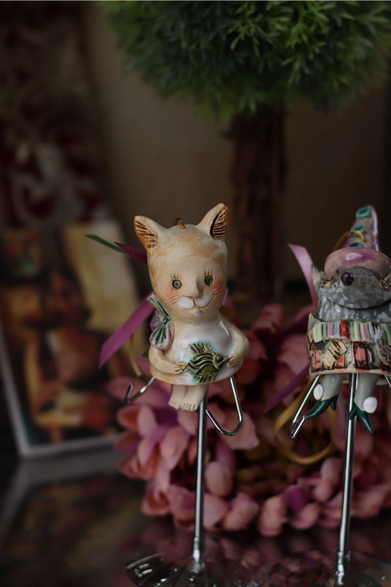 Funny Cat, little ceramic bell-doll.