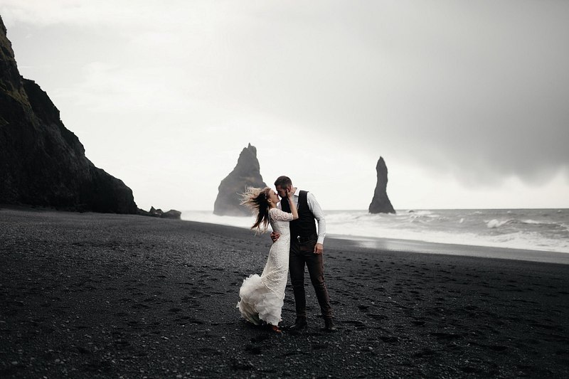 How to Choose the Right Wedding Photographer for Your Big Day