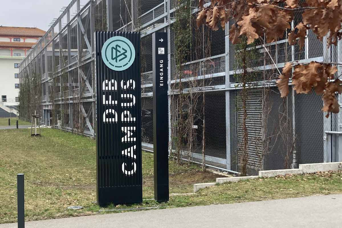 Referat auf dem DFB-Campus